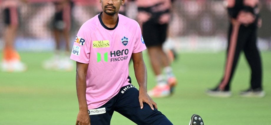 pakistan-super-league-signs-bangladesh’s-mustafizur-after-ipl-controversy