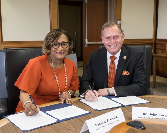 NASA, University of Texas Expand Research and Workforce Development