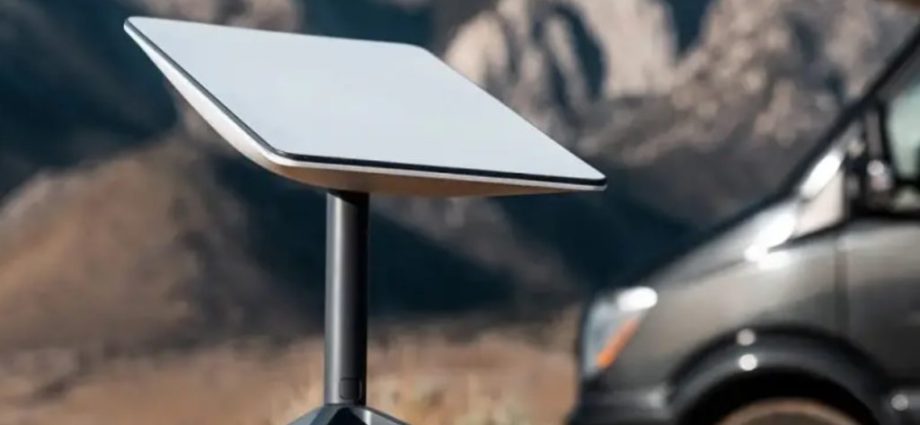 “we-can-breathe-easier”:-ukrainian-soldiers-say-russians-in-panic-after-starlink-shutdown