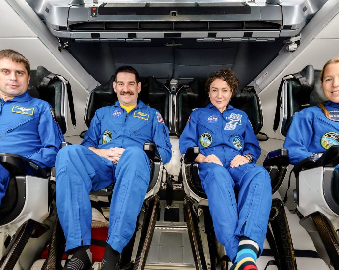 nasa-sets-coverage-for-agency’s-spacex-crew-12-launch,-docking