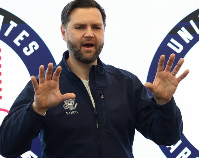 olympics-boss-addresses-possible-booing-of-us.-athletes-at-milan-cortina-2026-games