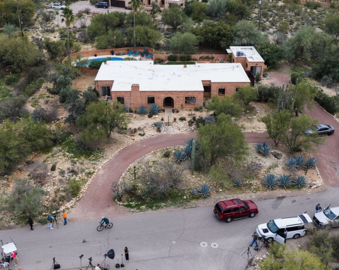 nancy-guthrie’s-doorbell-camera-may-have-recorded-her-abductor.-why-police-can’t-see-the-video