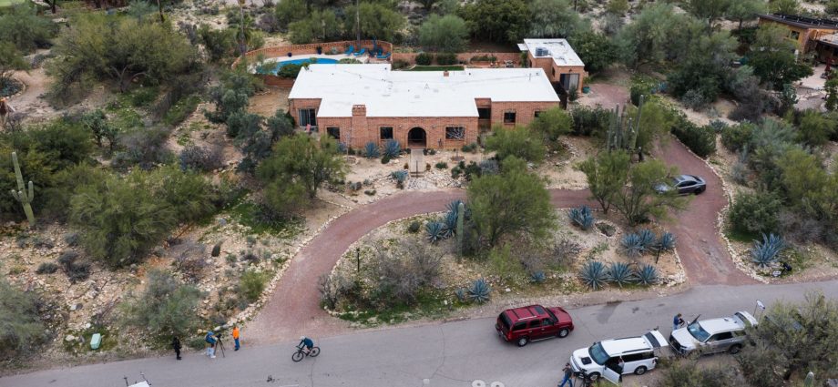 nancy-guthrie’s-doorbell-camera-may-have-recorded-her-abductor.-why-police-can’t-see-the-video