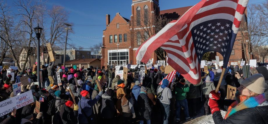 states-target-church-protests-with-new-criminal-and-civil-penalties