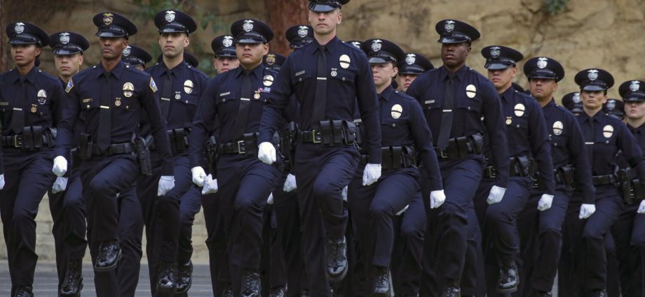 the-lapd-sent-officers-to-train-in-israel.-officials-can’t-explain-what-they-learned