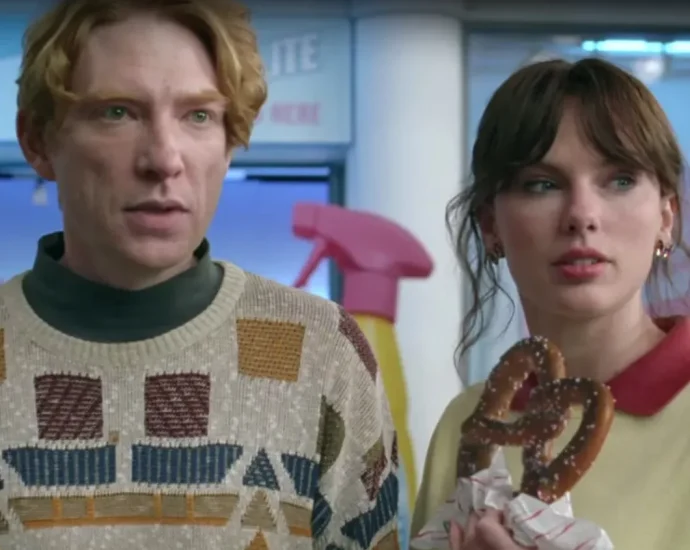 taylor-swift’s-‘opalite’-video-is-a-star-studded-pop-spectacle