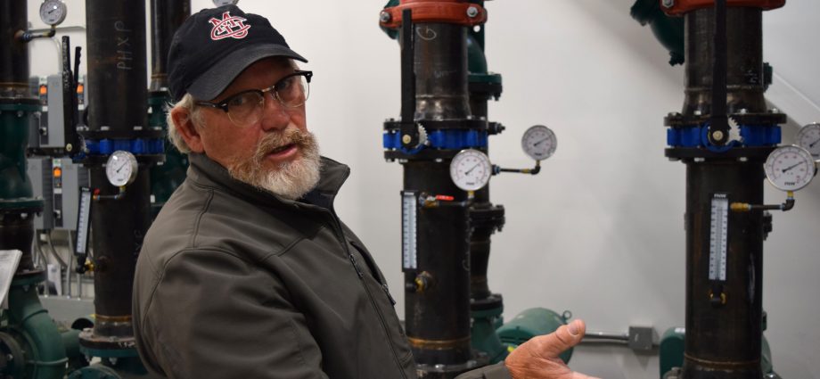 a-groundbreaking-geothermal-heating-and-cooling-network-saves-this-colorado-college-money-and-water