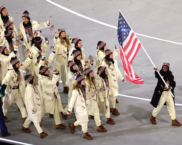 “mixed-emotions”:-us-olympians-wrestle-with-patriotism