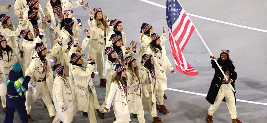 “mixed-emotions”:-us-olympians-wrestle-with-patriotism