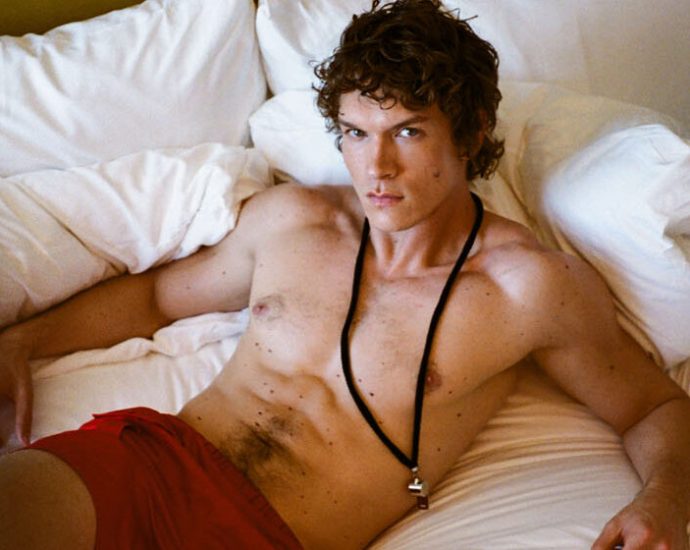 connor-storrie’s-rise-from-la-server-to-‘heated-rivalry’-heartthrob