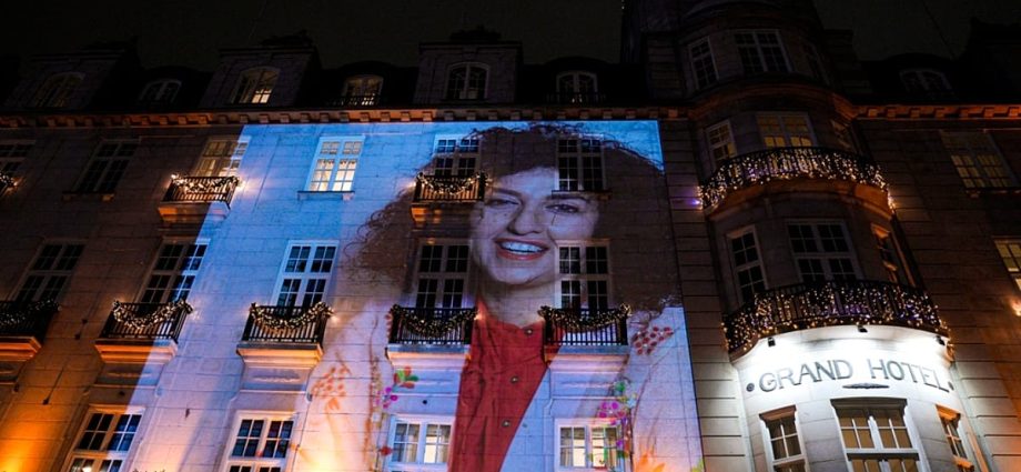 iran-extends-nobel-laureate-narges-mohammadi’s-prison-sentence-by-seven-years