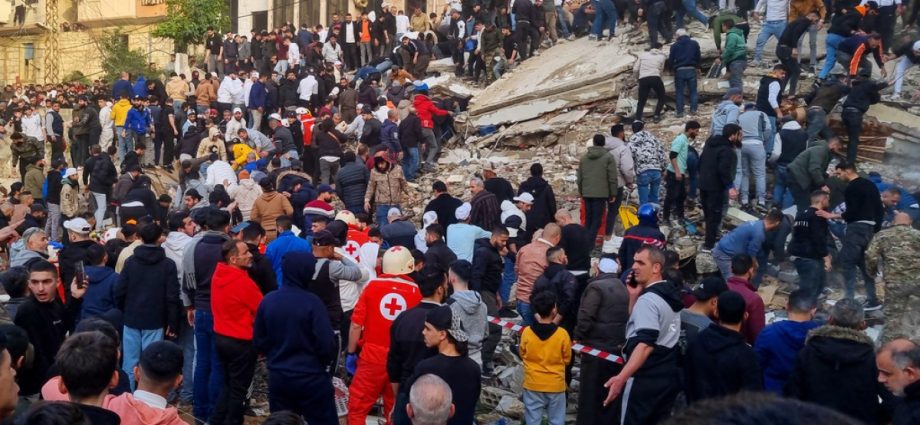 building-collapse-in-northern-lebanon-kills-at-least-six-people