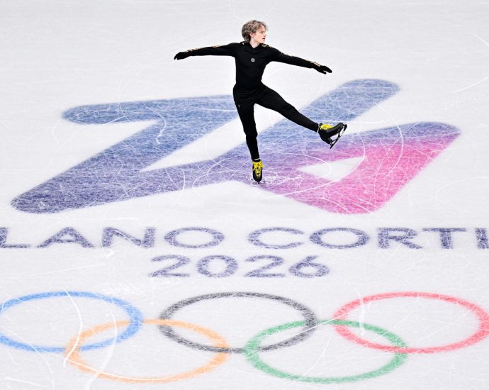 us-medal-hopes-in-figure-skating-came-down-to-one-skater-ilia-malinin-was-golden.