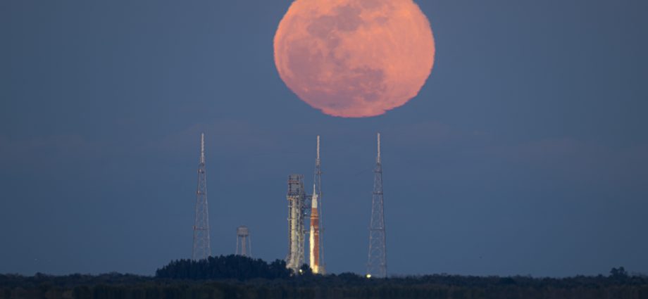 nasa-conducts-repairs,-analysis-ahead-of-next-artemis-ii-fueling-test