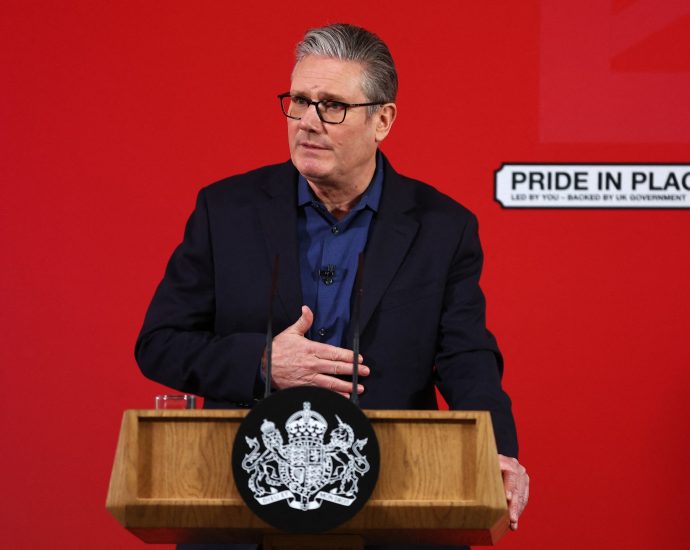 uk-pm-starmer’s-communications-chief-quits-amid-epstein-scandal-fallout