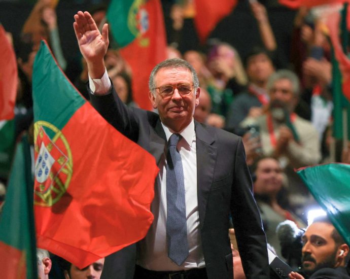 is-portugal-shifting-to-the-right?