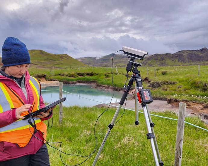 iceland:-team-atomic