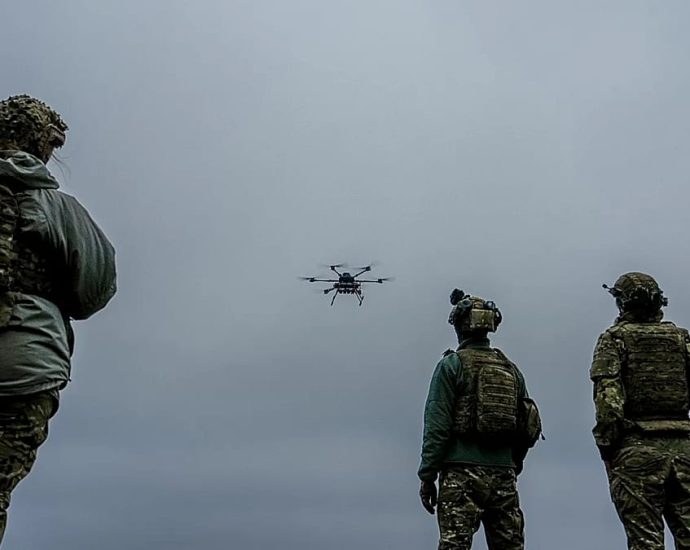 ukraine-to-open-battlefield-tested-arms-export-centres-across-europe,-zelenskyy-says