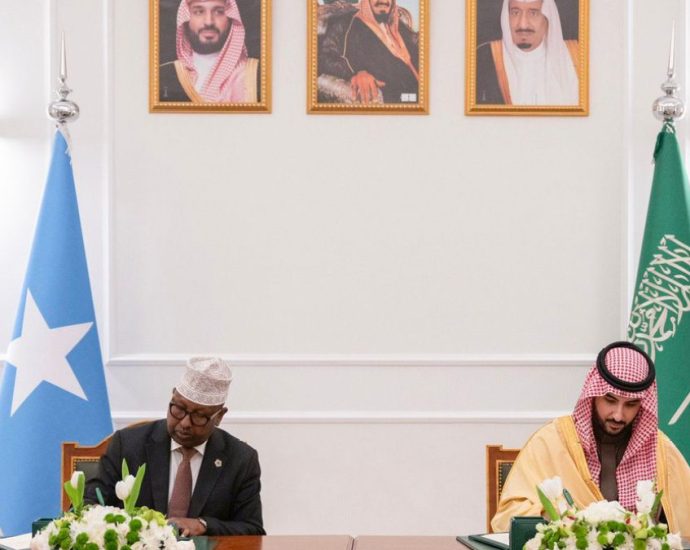somalia,-saudi-arabia-sign-agreement-on-military-cooperation