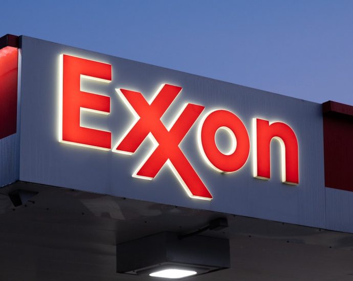 exxon-abruptly-drops-lawyers-who-were-named-in-epstein-files
