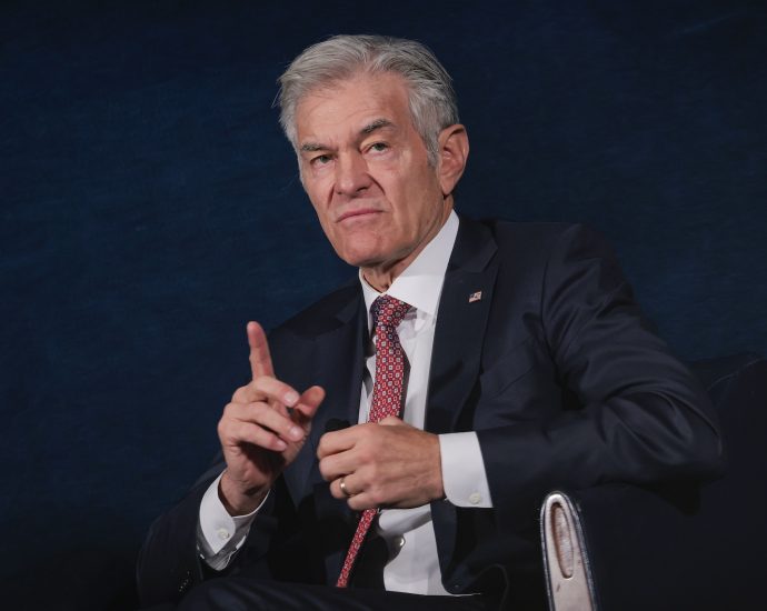 dr.-oz-begs-americans-to-take-the-measles-vaccine-as-infections-soar