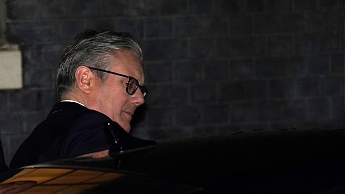 uk-pm-starmer-vows-to-‘fight-for-his-job’-amid-growing-scandal-over-mandelson,-epstein-ties