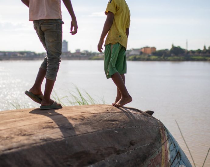 ‘please-inform-your-friends’:-the-quest-to-make-weather-warnings-universal