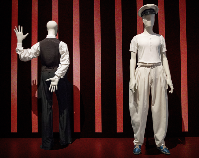 one-for-the-money,-two-for-the-shoah