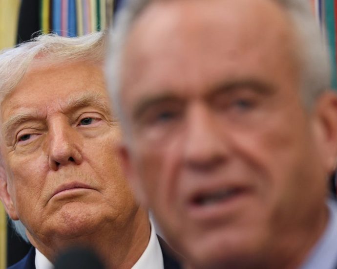 rfk-jr.-revealed-why-it’s-a-‘joy’-to-work-for-the-traitor-and…-eeek!?!