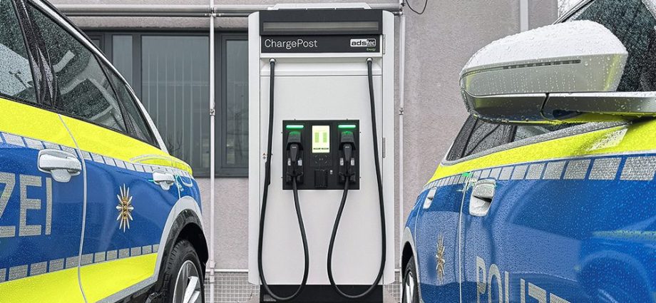 german-police-force-chooses-ads-tec-energy’s-chargepost-for-ev-charging-pilot