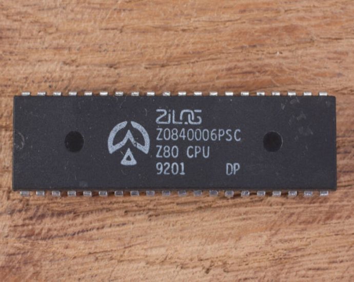 reviving-a-cidco-mailstation-–-the-last-z80-computer