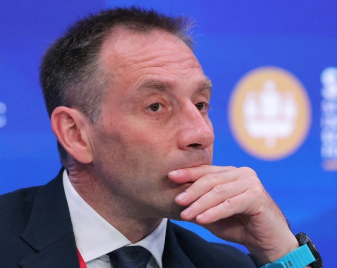 epstein-sought-help-of-ex-russian-official-linked-to-fsb,-files-show