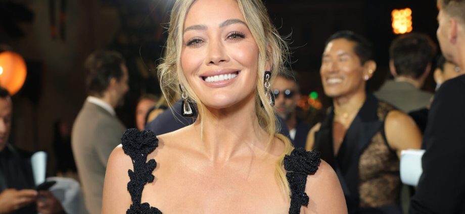 hilary-duff-announces-2026–2027-‘lucky-me-tour’-and-first-album-in-10-years