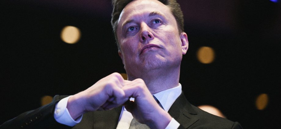 elon-musk’s-x-appears-to-be-violating-us-sanctions-by-selling-premium-accounts-to-iranian-leaders