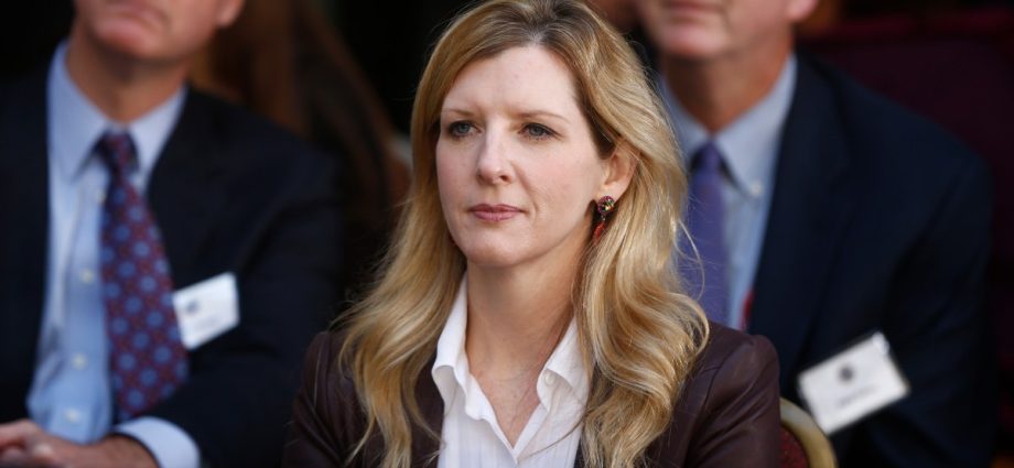 top-goldman-sachs-lawyer-kathy-ruemmler-resigns-over-epstein-ties