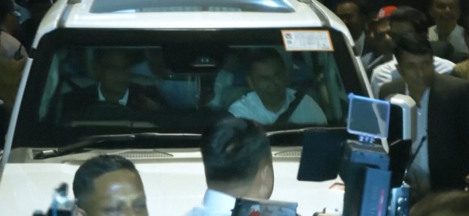 bnp-leader-cheered-by-supporters-after-bangladesh-election