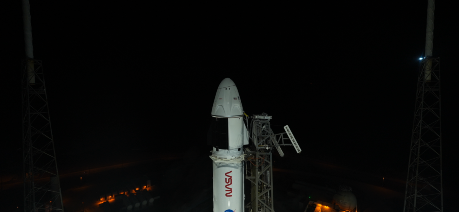 crew-12:-fueling-underway-for-rocket