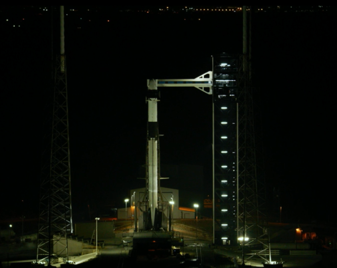 crew-12:-‘go’-for-fueling