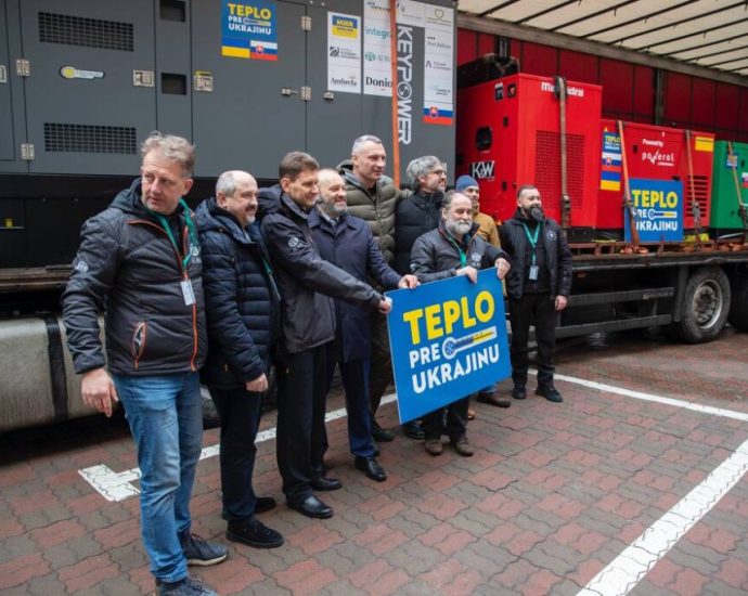 about-20k-slovak-donors-raise-e1.1m-for-ukrainian-generators-and-charging-stations