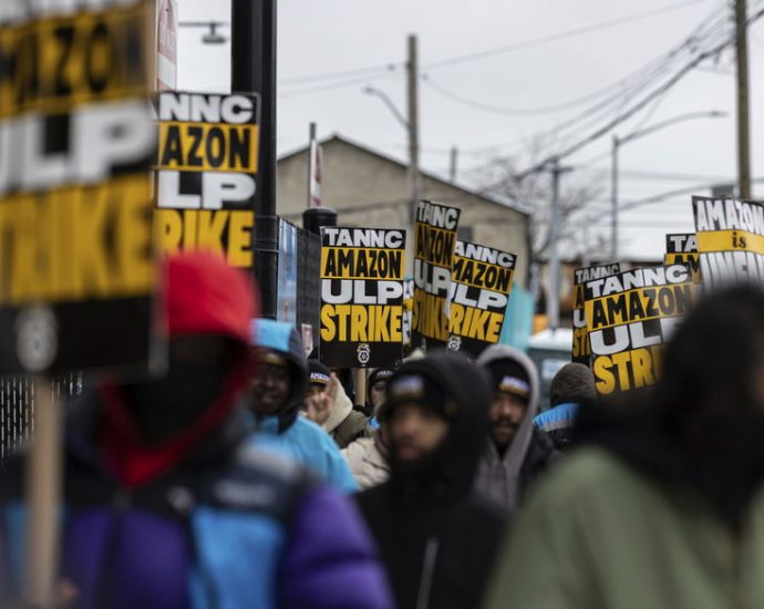 the-amazon-imperative:-unions-must-join-forces