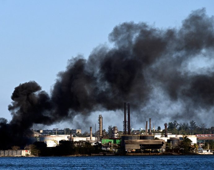 fire-at-havana-oil-refinery-as-cuba’s-fuel-crisis-deepens