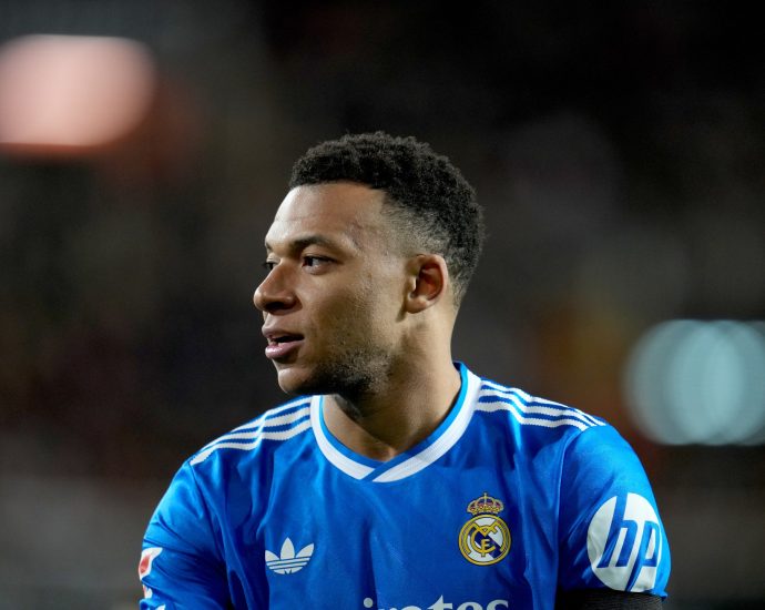 live:-real-madrid-vs-real-sociedad-–-la-liga