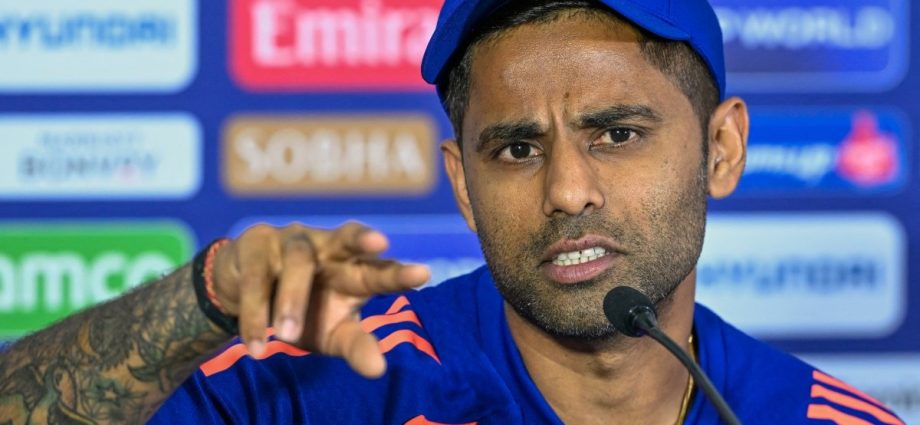 india’s-suryakumar-shrugs-off-rain-threat-to-pakistan-t20-world-cup-game