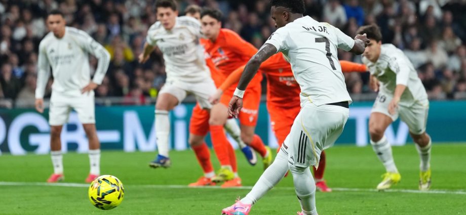 real-madrid-thrash-real-sociedad-4-1-to-move-top-of-la-liga