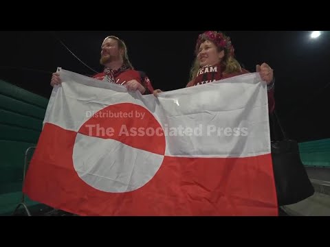 fans-who-raised-greenland-flag-at-us-denmark-hockey-game-say-it-was-a-pro-european-gesture
