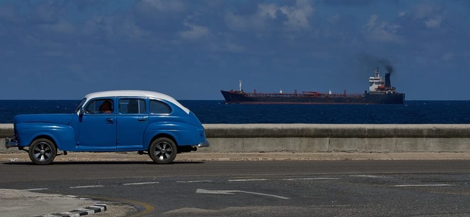 cuba-postponed-its-annual-cigar-fair-due-to-fuel-shortages