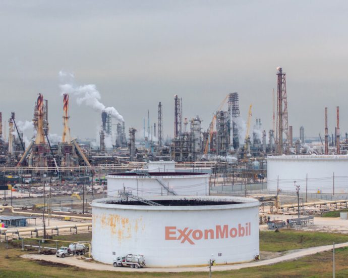 michigan-tries-a-new-legal-tactic-against-big-oil,-alleging-antitrust-violations-aimed-at-hobbling-evs-and-renewable-energy