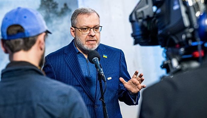 former-ukrainian-energy-minister-halushchenko-detained-after-attempting-to-leave-the-country