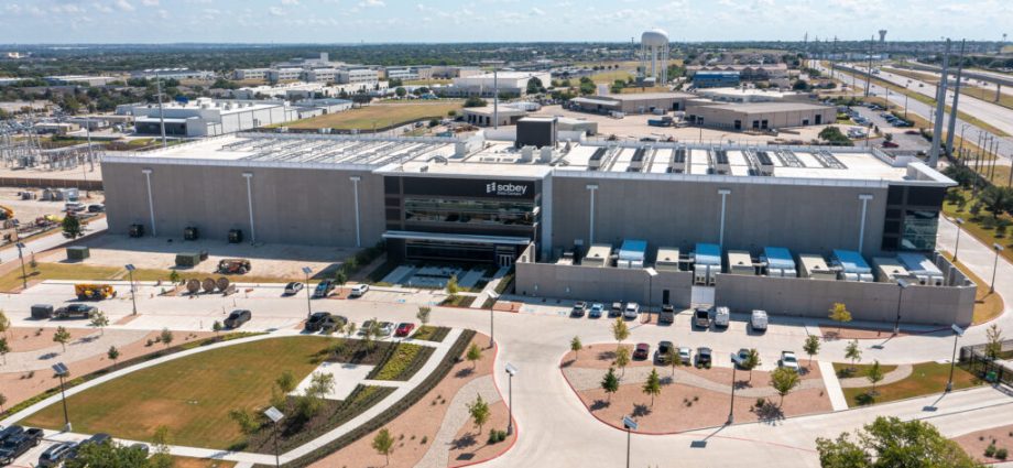 texas-to-study-‘batch-zero’-of-data-centers-by-late-summer