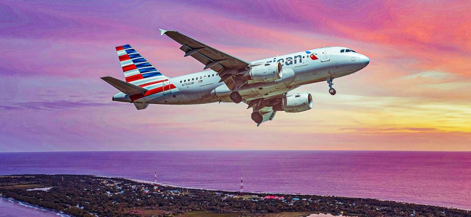 why-this-american-airlines-passenger-is-demanding-$7,000-after-in-flight-wine-spill